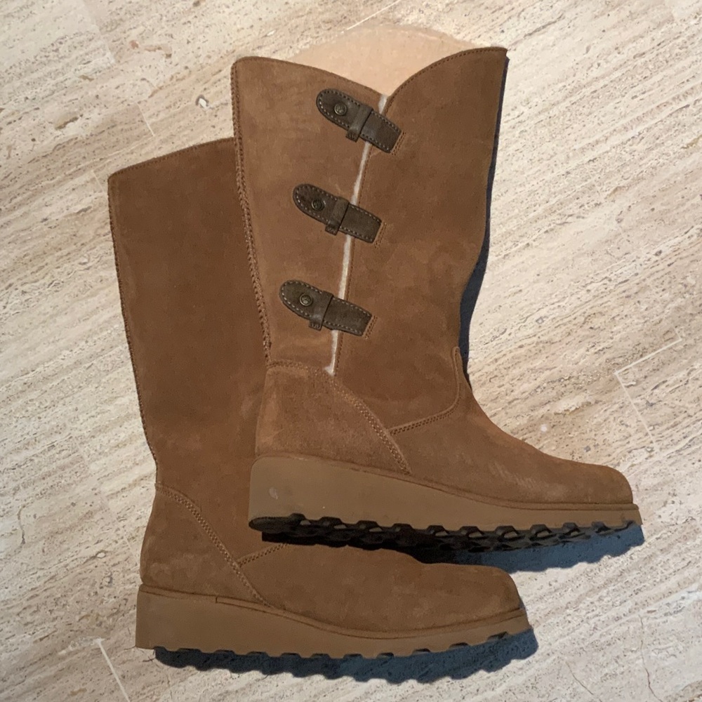 BearPaw Brown Winter Boots with Buckle Detail
